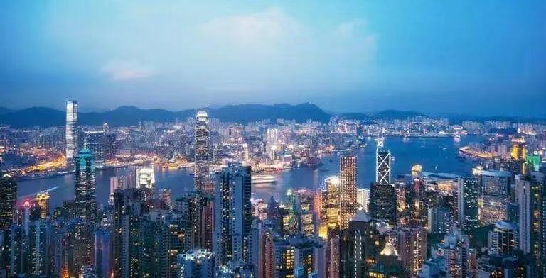香港：新机遇 新发展 融入国家发展大局 打造综合型国际金融中心