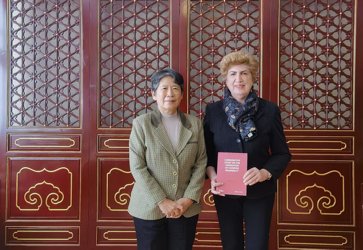 欧洲进步研究基金会主席玛丽亚·罗德里格斯到访国际合作中心