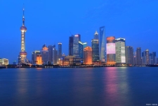 东亚安全秩序变迁与中国的地区战略选择
