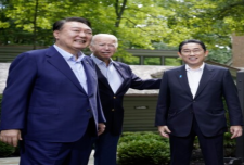准三边同盟：从戴维营峰会看美日韩合作的趋向与限度