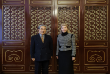 红十字会与红新月会国际联合会东亚地区代表处主任奥嘉到访国际合作中心