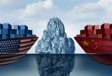 从防御性现实主义到进攻性现实主义：美国对华政策中的战略竞争及其连续性