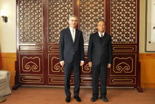 伊拉克驻华大使贝尔瓦利到访国际合作中心